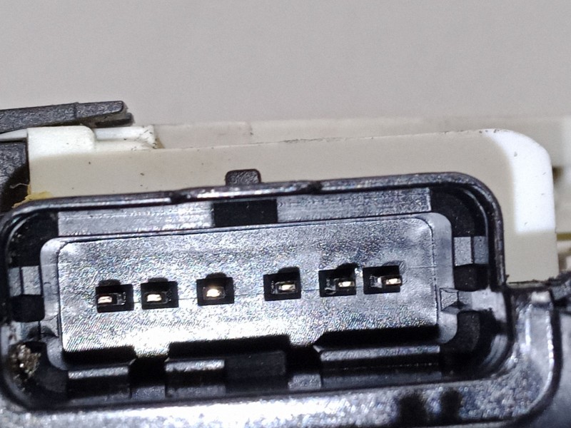 Recambio de cerradura puerta trasera izquierda para peugeot partner origin monospace (g_) 1.6 hdi 75 referencia OEM IAM PSA82842