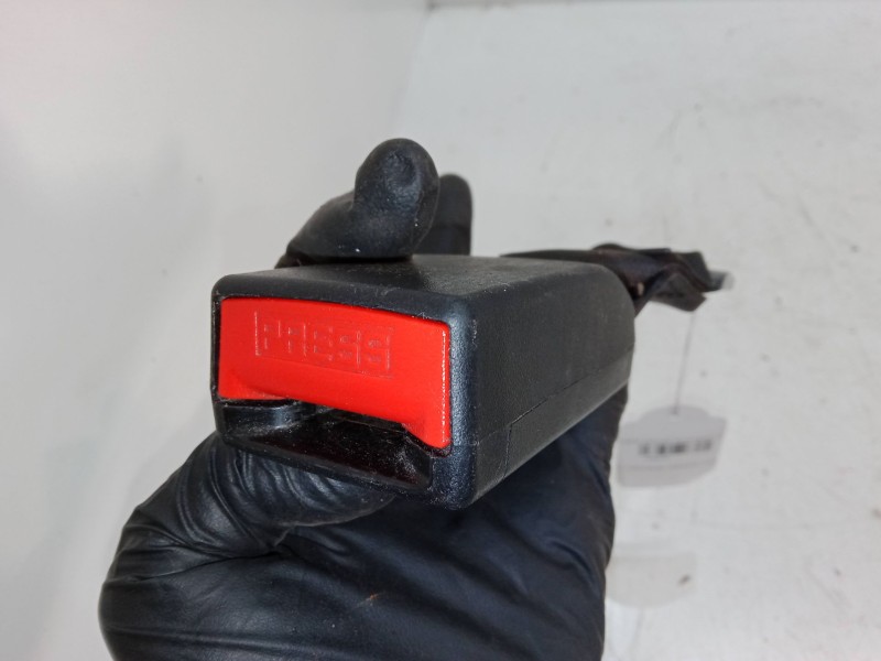 Recambio de anclaje cinturon trasero izquierdo para peugeot partner origin monospace (g_) 1.6 hdi 75 referencia OEM IAM   