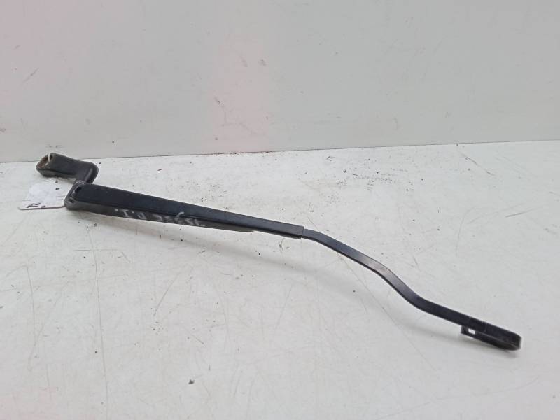 BRAZO LIMPIA DELANTERO IZQUIERDO 