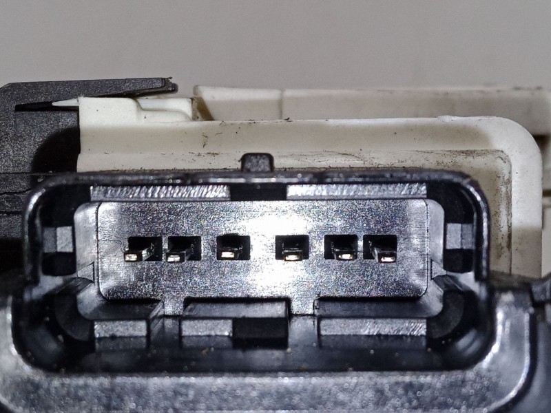 Recambio de cerradura puerta delantera izquierda para peugeot partner origin monospace (g_) 1.6 hdi 75 referencia OEM IAM PSA828