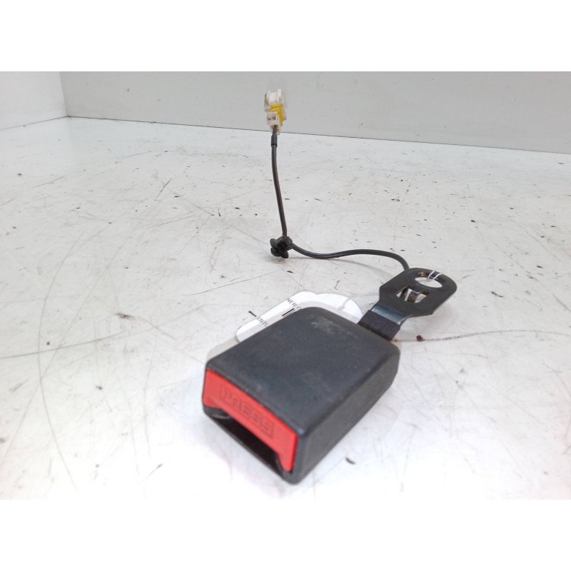 Recambio de anclaje cinturon delantero izquierdo para peugeot partner origin monospace (g_) 1.6 hdi 75 referencia OEM IAM 968150