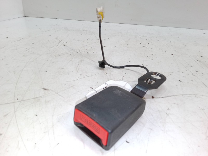 Recambio de anclaje cinturon delantero izquierdo para peugeot partner origin monospace (g_) 1.6 hdi 75 referencia OEM IAM 968150