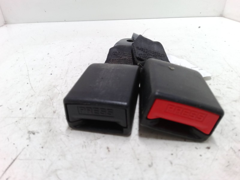 Recambio de anclaje cinturon trasero central para peugeot partner origin monospace (g_) 1.6 hdi 75 referencia OEM IAM   