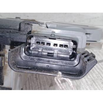 CERRADURA PUERTA TRASERA IZQUIERDA 