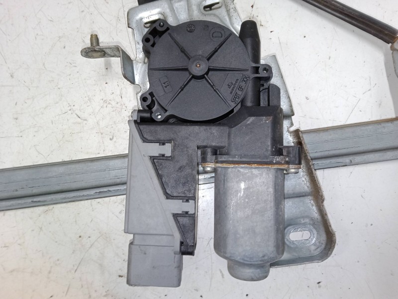 Recambio de elevalunas electrico delantero derecho para citroën c3 pluriel (hb_) 1.4 referencia OEM IAM 400620G  