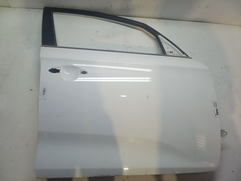 Recambio de puerta delantera derecha para kia carens iv 1.6 gdi referencia OEM IAM   