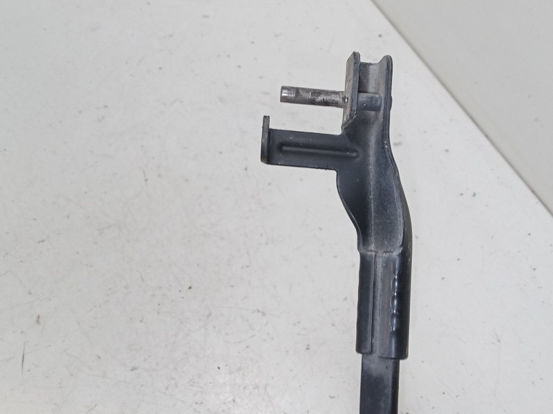 Recambio de brazo limpia delantero derecho para volkswagen golf iv (1j1) 1.9 sdi referencia OEM IAM   