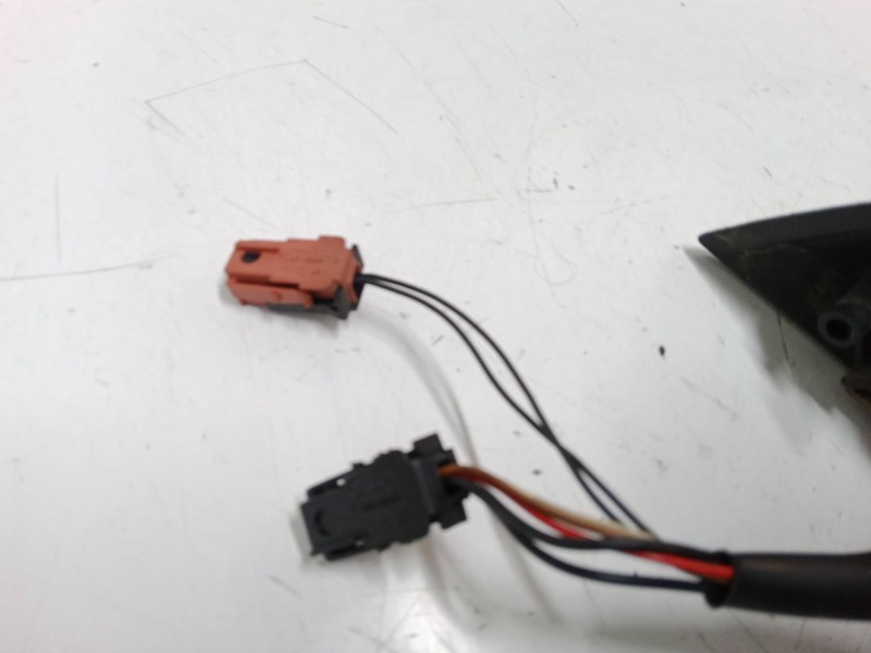 Recambio de retrovisor electrico derecho para citroën c3 pluriel (hb_) 1.4 referencia OEM IAM   