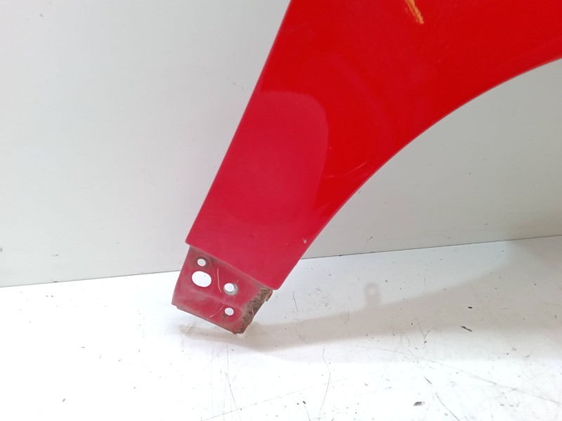 Recambio de aleta delantera derecha para volvo v50 (545) 2.4 referencia OEM IAM   