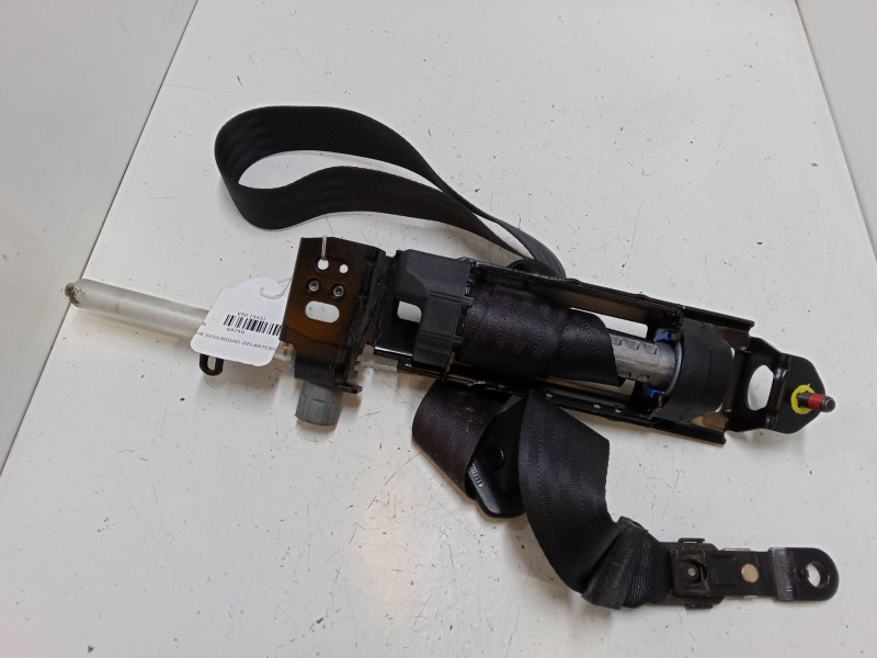 Recambio de cinturon seguridad delantero derecho para volvo v50 (545) 2.4 referencia OEM IAM 601150300G  
