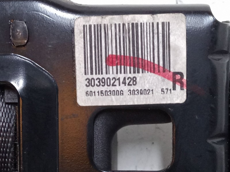 Recambio de cinturon seguridad delantero derecho para volvo v50 (545) 2.4 referencia OEM IAM 601150300G  