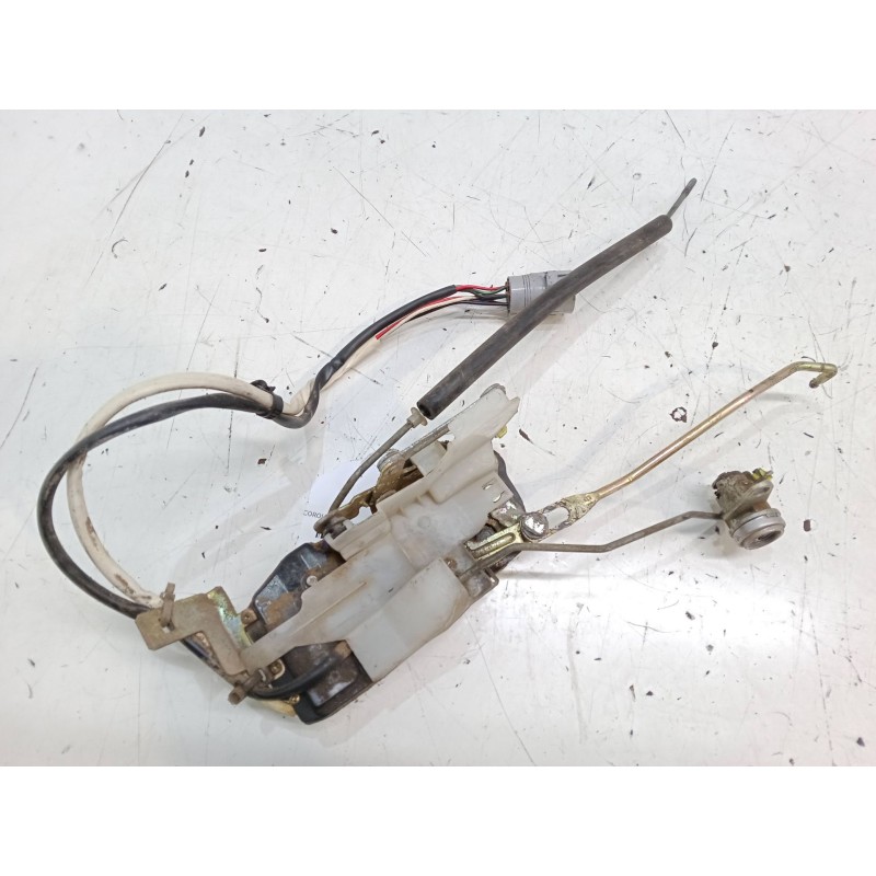 Recambio de cerradura puerta delantera derecha para toyota corolla compact (_e10_) 1.3 xli (ee101_) referencia OEM IAM   