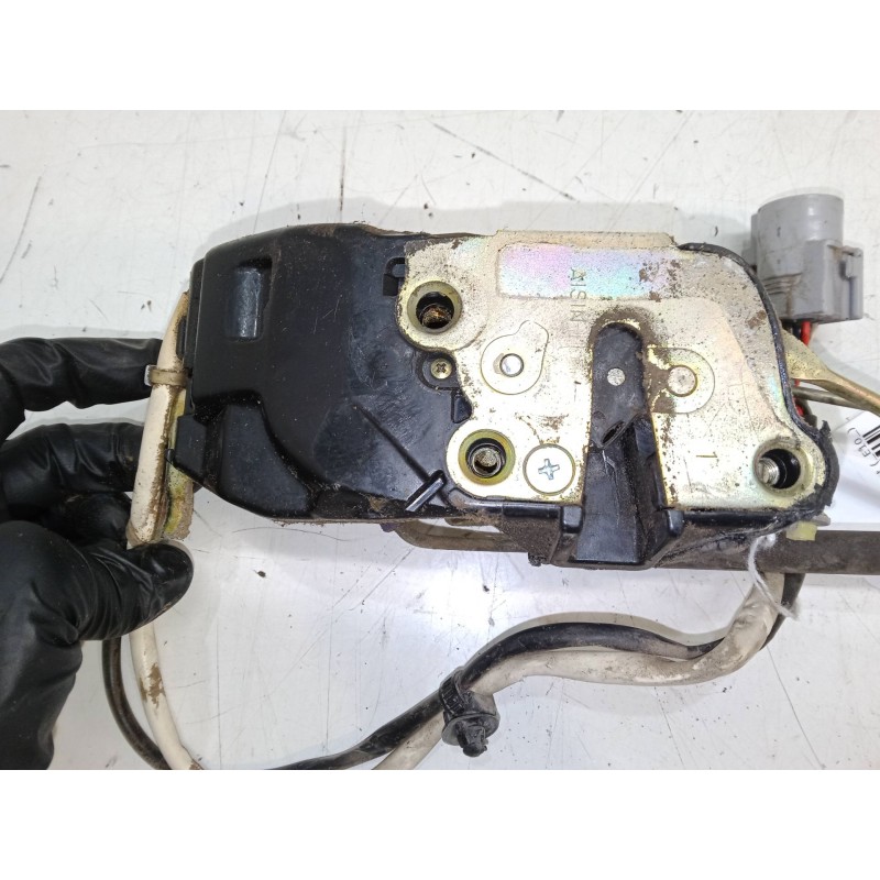 Recambio de cerradura puerta delantera derecha para toyota corolla compact (_e10_) 1.3 xli (ee101_) referencia OEM IAM   