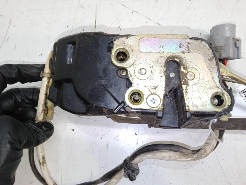 Recambio de cerradura puerta delantera derecha para toyota corolla compact (_e10_) 1.3 xli (ee101_) referencia OEM IAM   