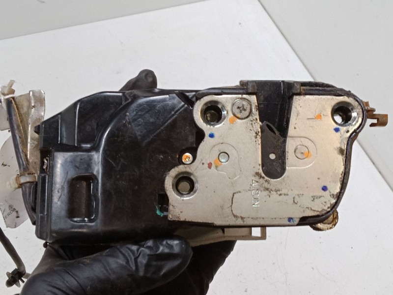 Recambio de cerradura puerta delantera izquierda para toyota corolla compact (_e10_) 1.3 xli (ee101_) referencia OEM IAM   