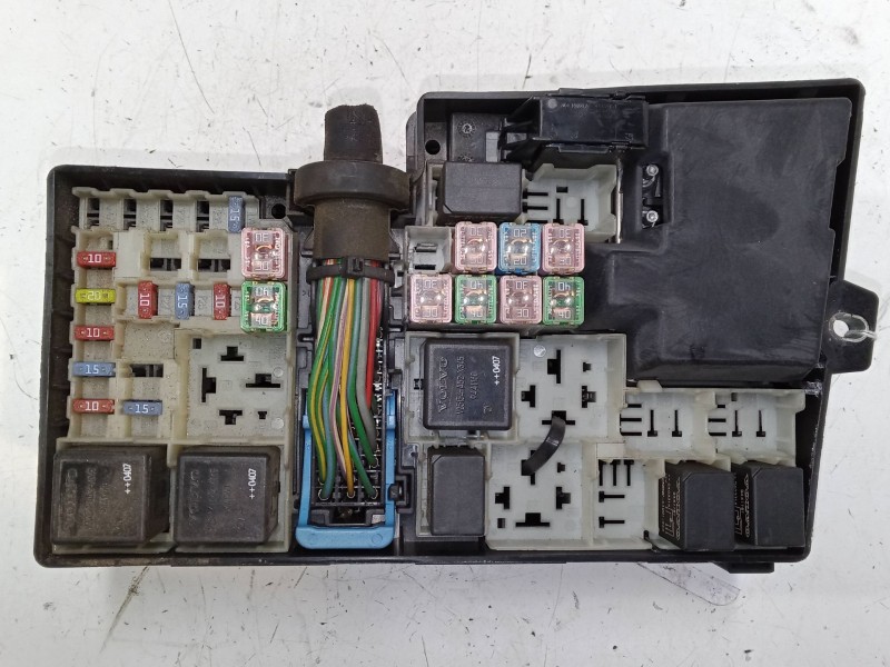 Recambio de caja reles / fusibles para volvo v50 (545) 2.4 referencia OEM IAM   