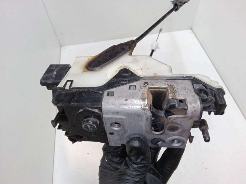 Recambio de cerradura puerta delantera derecha para peugeot 208 i (ca_, cc_) 1.2 vti 82 referencia OEM IAM   