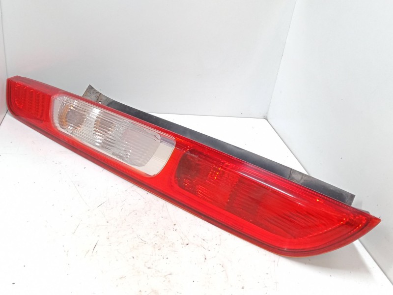 Recambio de piloto trasero izquierdo para ford focus ii (da_, hcp, dp) 1.6 tdci referencia OEM IAM   