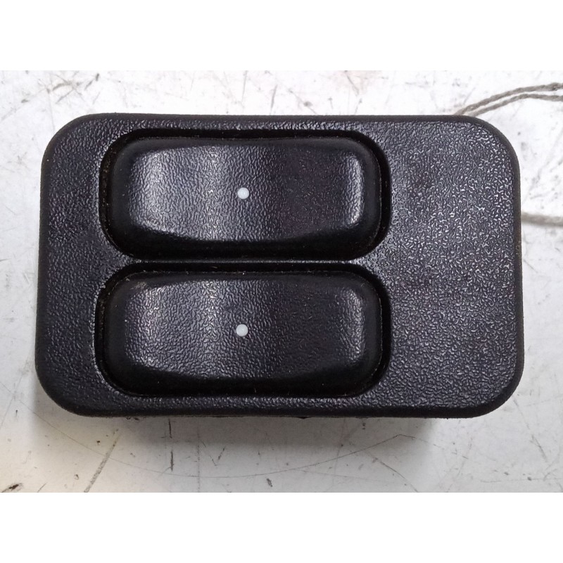 Recambio de mando elevalunas delantero izquierdo para opel zafira a monospace (t98) 2.0 dti 16v (f75) referencia OEM IAM 9056108