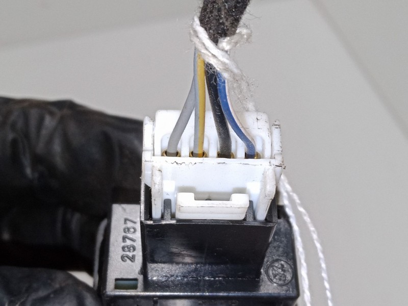 Recambio de mando elevalunas delantero derecho para fiat 500 (312_) 1.3 d multijet (312axb1a) referencia OEM IAM   