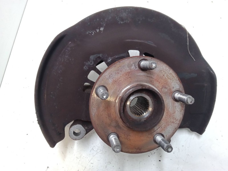 Recambio de mangueta delantera izquierda para toyota rav 4 ii (_a2_) 1.8 (zca25_, zca26_) referencia OEM IAM   