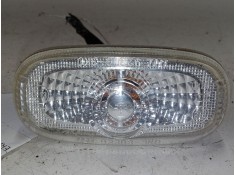 Recambio de intermitente lateral derecho para kia carens iii monospace (un) 2.0 crdi 140 referencia OEM IAM   