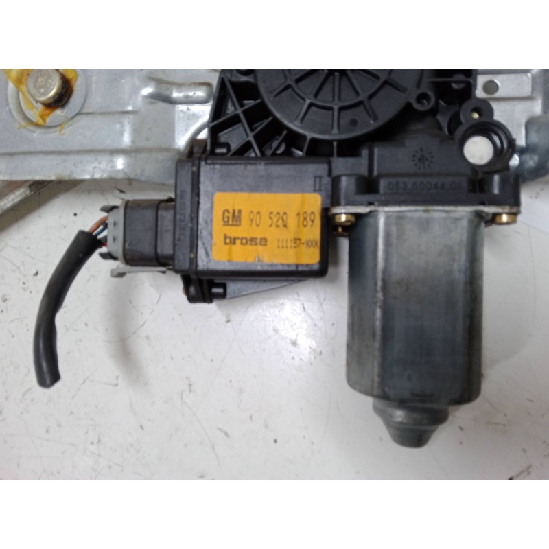 Recambio de elevalunas electrico delantero izquierdo para opel corsa b (s93) 1.2 i 16v (f08, f68, m68) referencia OEM IAM   