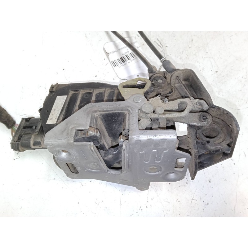 Recambio de cerradura puerta trasera derecha para mercedes-benz clase m (w163) ml 400 cdi (163.128) referencia OEM IAM   