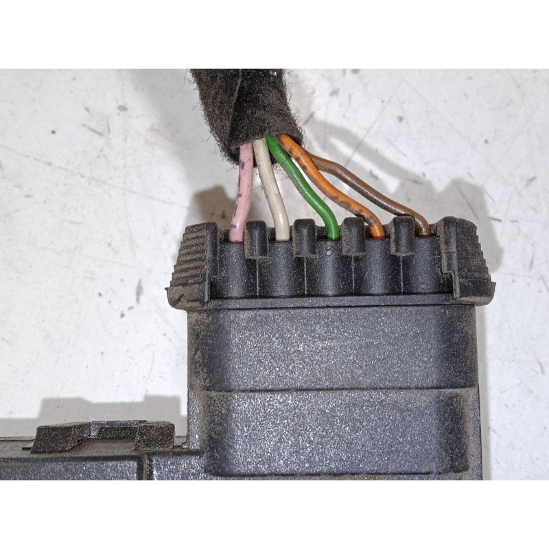 Recambio de cerradura puerta trasera derecha para mercedes-benz clase m (w163) ml 400 cdi (163.128) referencia OEM IAM   