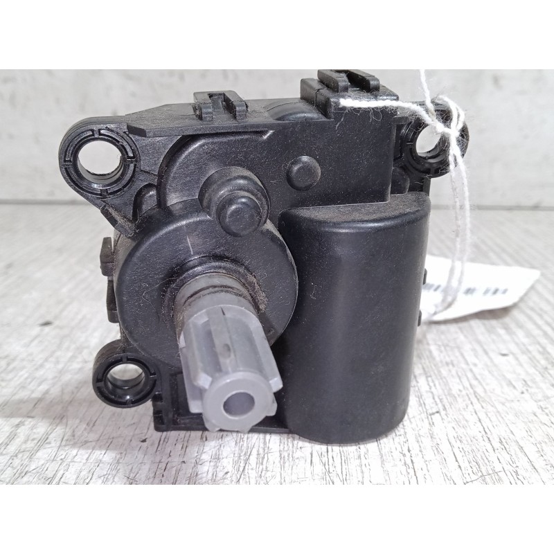 Recambio de motor apertura trampillas climatizador para hyundai i10 ii (ba, ia) 1.0 referencia OEM IAM   