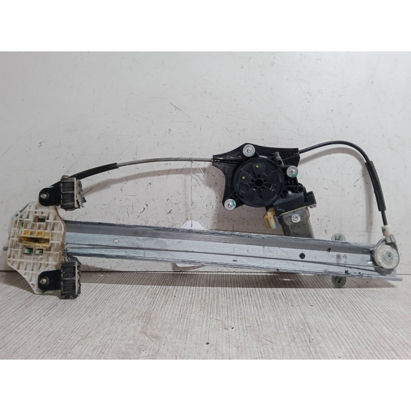 Recambio de elevalunas electrico delantero izquierdo para hyundai i10 ii (ba, ia) 1.0 referencia OEM IAM 82401-B4110  82401B4110