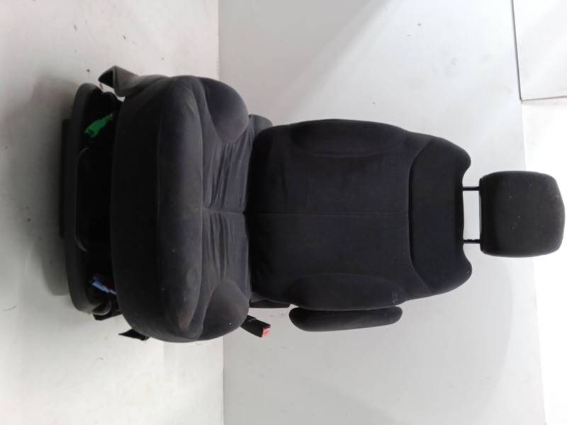 ASIENTO DELANTERO DERECHO 