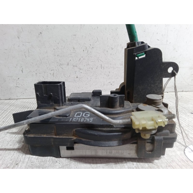 Recambio de cerradura puerta delantera derecha para opel zafira / zafira family b (a05) 1.9 cdti (m75) referencia OEM IAM   