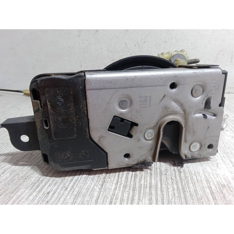 Recambio de cerradura puerta delantera derecha para opel zafira / zafira family b (a05) 1.9 cdti (m75) referencia OEM IAM   