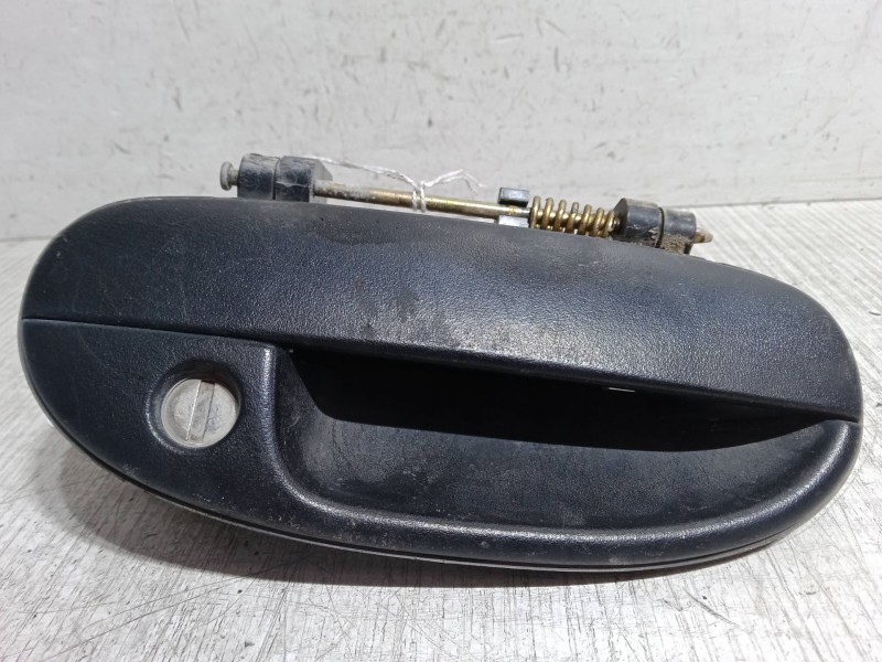 Recambio de maneta exterior puerta delantera derecha para daewoo lanos (klat) 1.5 referencia OEM IAM   