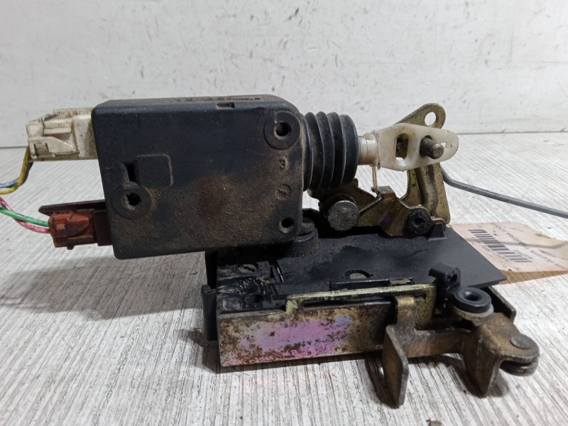 Recambio de cerradura puerta trasera izquierda para citroën saxo (s0, s1) 1.5 d referencia OEM IAM   