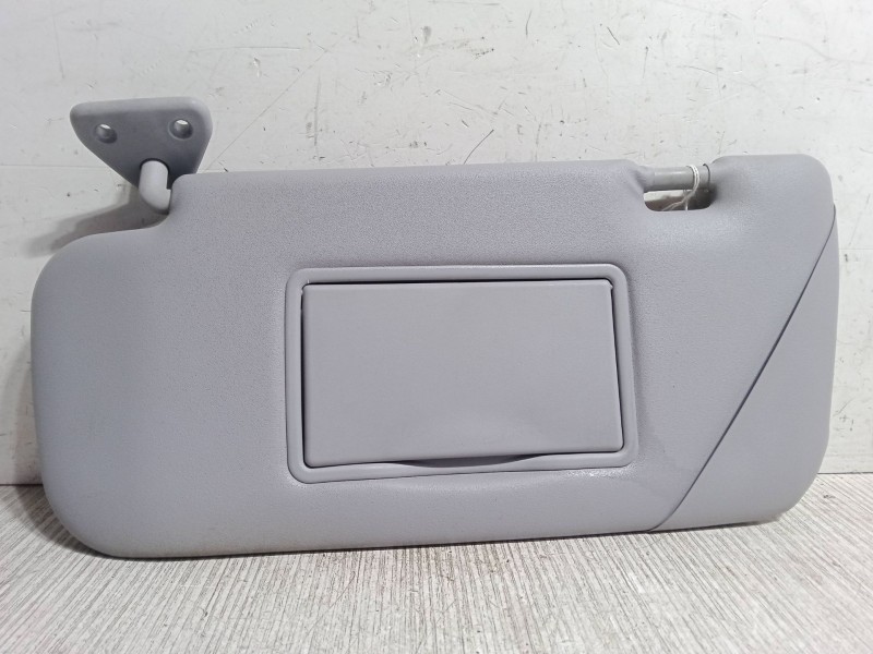 Recambio de parasol derecho para nissan primera (p12) 2.2 di referencia OEM IAM   