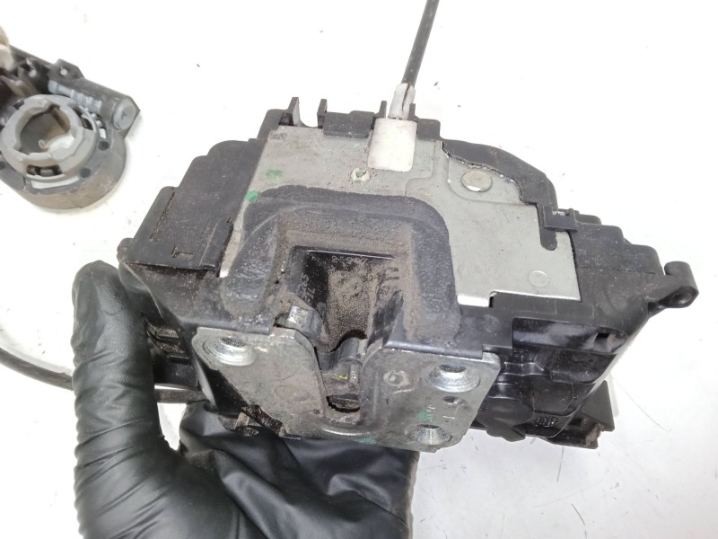 Recambio de cerradura puerta delantera izquierda para renault clio iii (br0/1, cr0/1) 1.4 16v referencia OEM IAM   