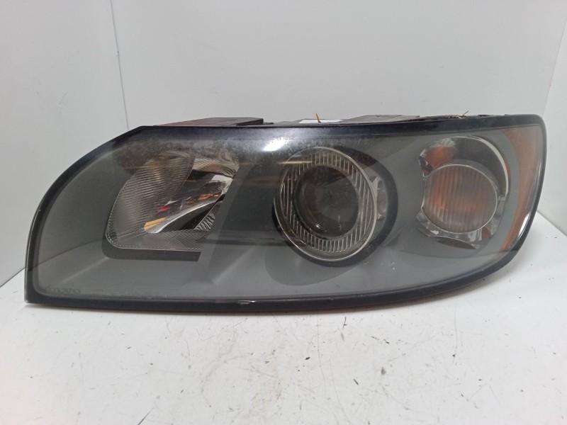 Recambio de faro izquierdo para volvo v50 (545) 2.4 referencia OEM IAM 30678912  