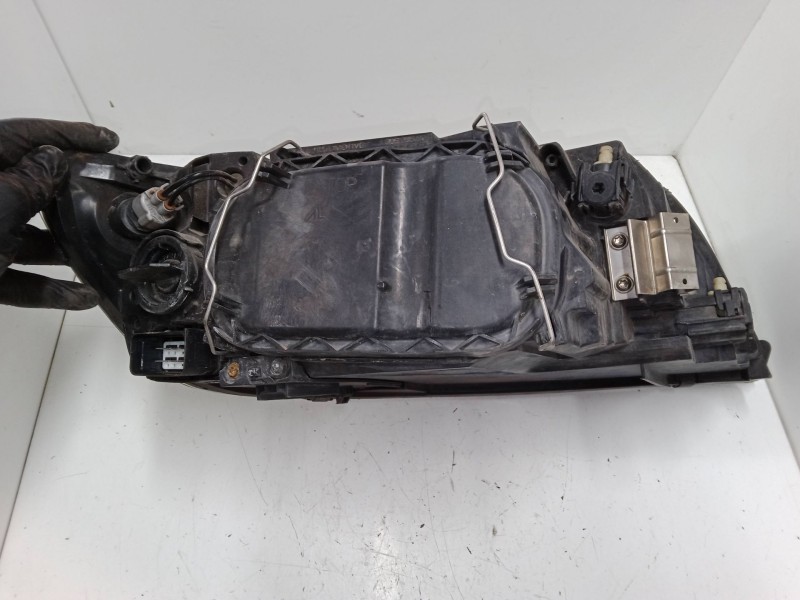 Recambio de faro izquierdo para volvo v50 (545) 2.4 referencia OEM IAM 30678912  