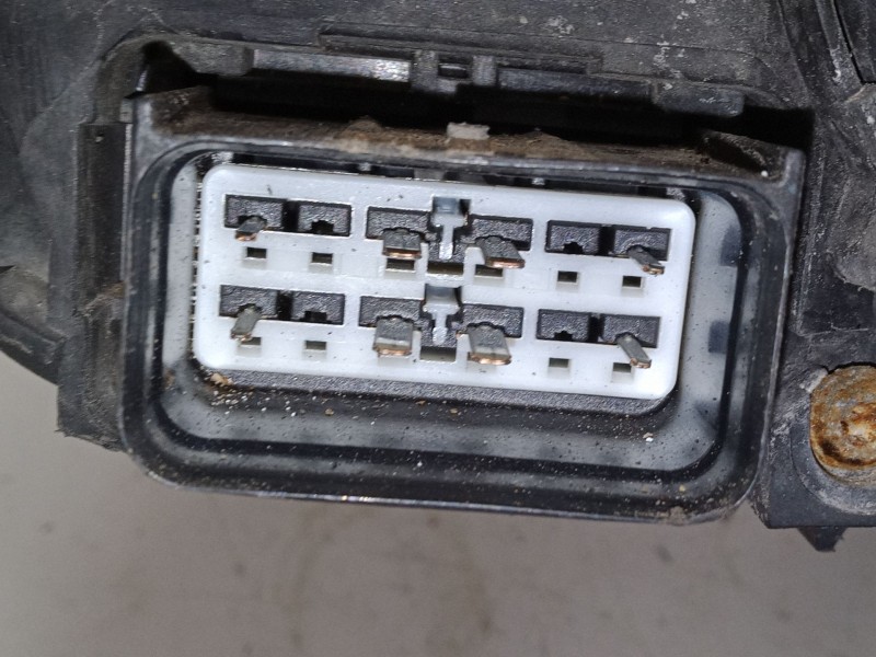 Recambio de faro izquierdo para volvo v50 (545) 2.4 referencia OEM IAM 30678912  