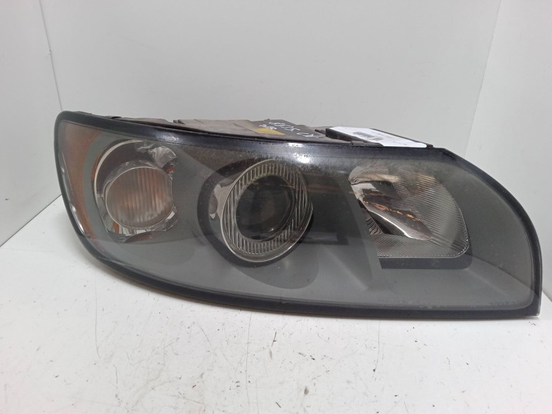 Recambio de faro derecho para volvo v50 (545) 2.4 referencia OEM IAM 30678913  