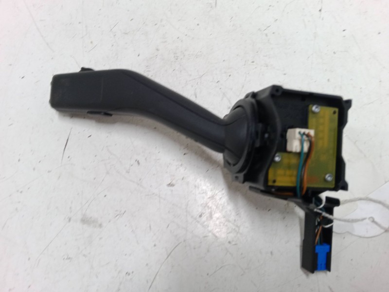 Recambio de mando limpiaparabrisas para volkswagen golf v (1k1) 1.9 tdi referencia OEM IAM   