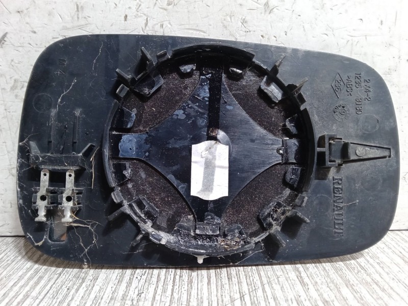 Recambio de cristal retrovisor izquierdo para renault megane ii (bm0/1_, cm0/1_) 1.4 16v (bm0b, cm0b) referencia OEM IAM   