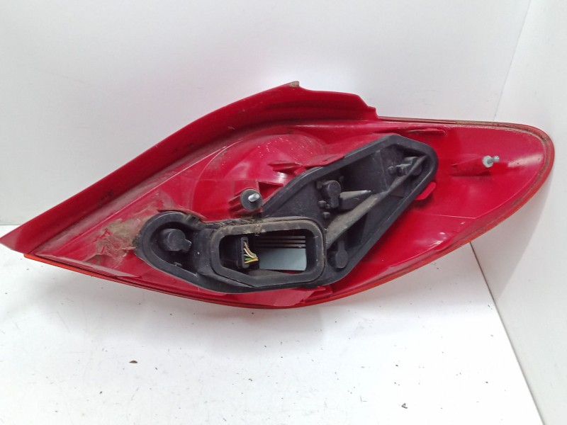 Recambio de piloto trasero izquierdo para peugeot 207/207+ (wa_, wc_) 1.4 hdi referencia OEM IAM   
