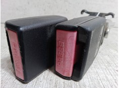 Recambio de anclaje cinturon trasero izquierdo para renault megane ii (bm0/1_, cm0/1_) 1.4 16v (bm0b, cm0b) referencia OEM IAM
