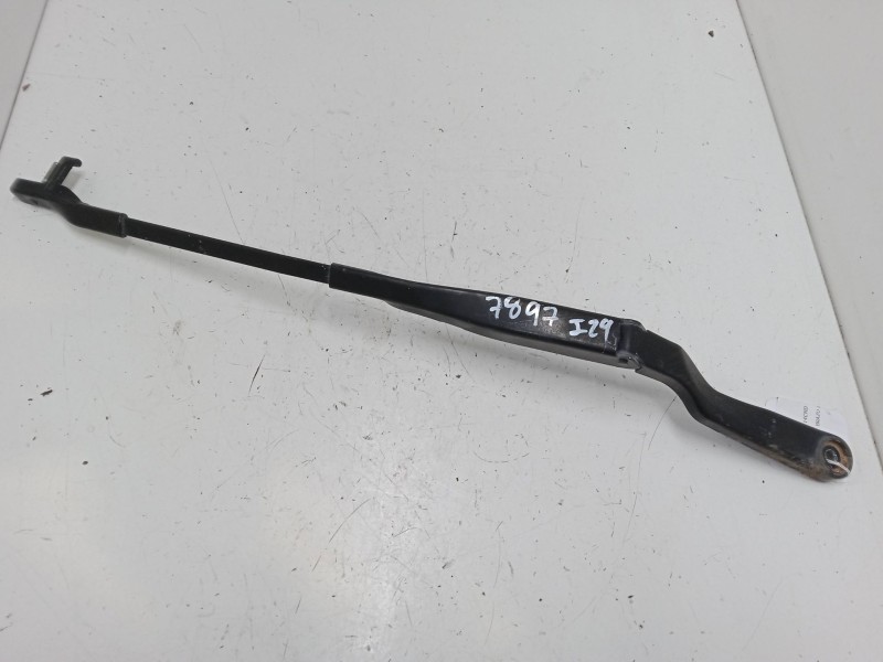 Recambio de brazo limpia delantero izquierdo para volkswagen golf iv (1j1) 1.9 sdi referencia OEM IAM   