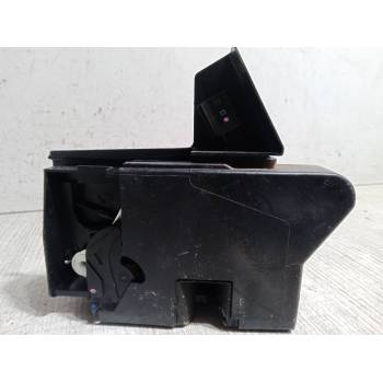 CERRADURA PUERTA DELANTERA DERECHA 