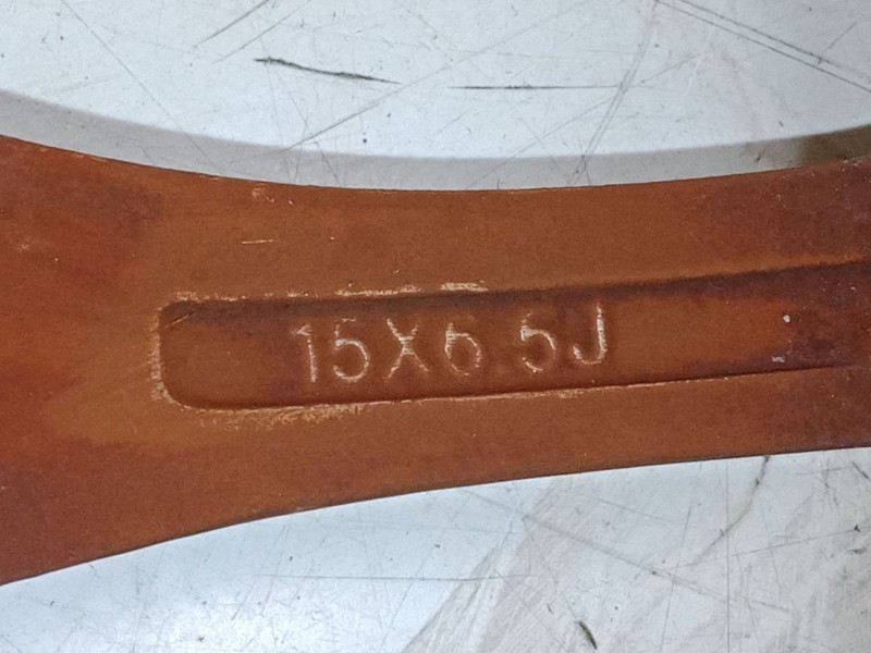 Recambio de llanta alumino 15´´ para seat ibiza iii (6l1) 1.9 sdi referencia OEM IAM   