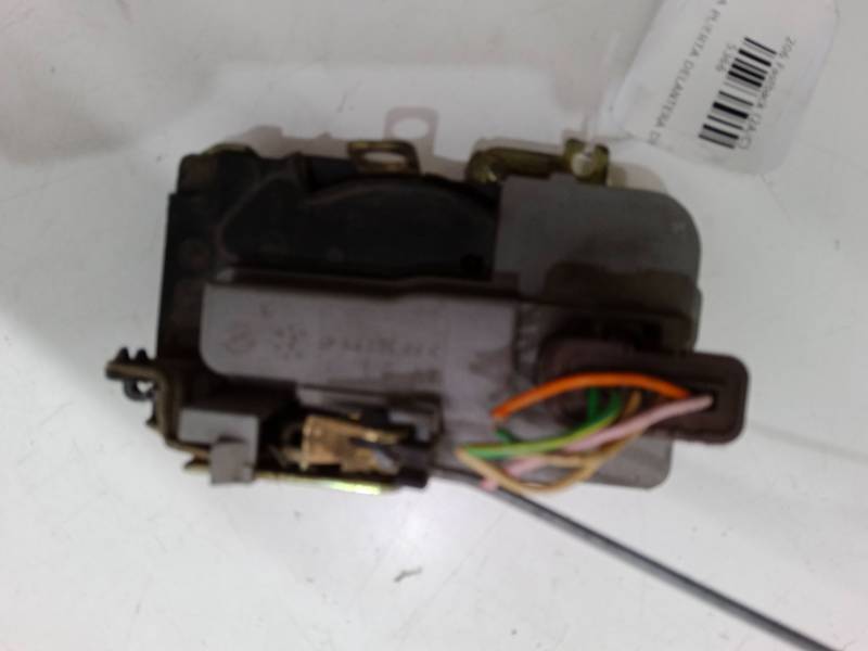 CERRADURA PUERTA DELANTERA DERECHA 